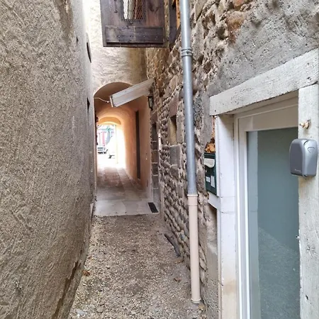 Appartement Impasse Secrete - Duplex - Wifi *